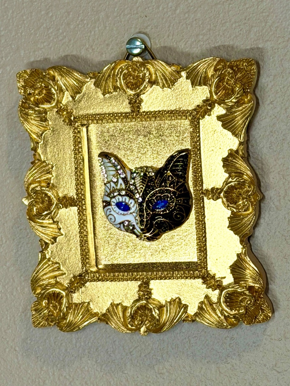 OOAK Whimsical Gothic Cat Mask Framed Jewelry Art - Miniature Baroque Decor - Picture 3 of 6